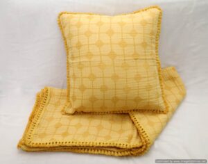 Comfortable Cushion Cover (yellow)