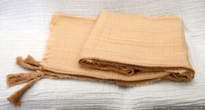 Comfortable Throw (Nude)